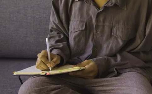 �����]���x��е����ļ��Ͼ�ƪ