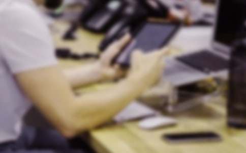 Linux�\�S���̎���λ؟15ƪ����(y��u)�x��