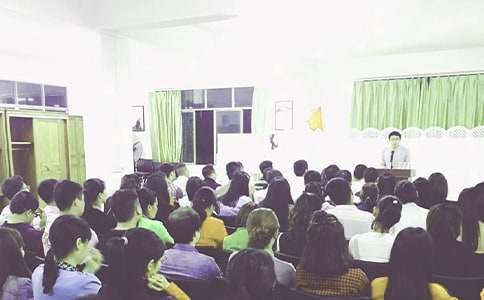 ���L��Ƹ�����v��