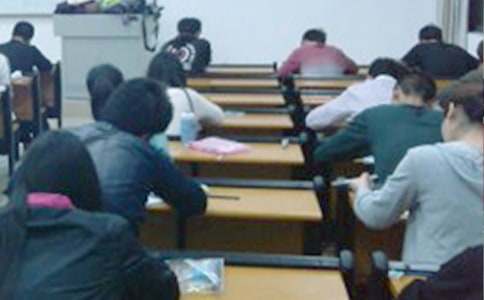 ���п�ԇ���ô��(hu��)У�L(zh��ng)�vԒ��