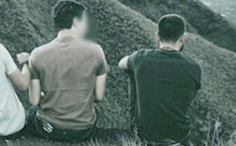 青少年活動(dòng)中心標(biāo)語(yǔ)