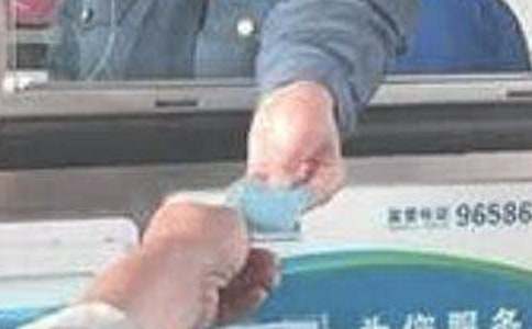 ���M�T������С�Yͨ��