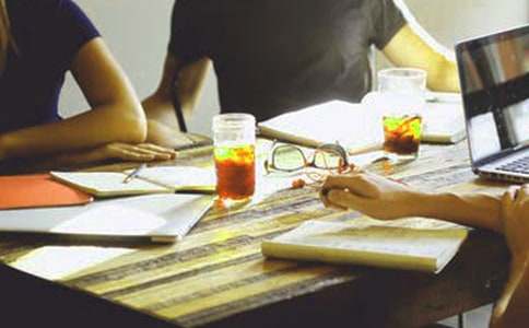 最新的關(guān)于月末總結(jié)匯報怎么寫