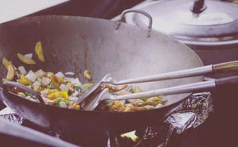 �������