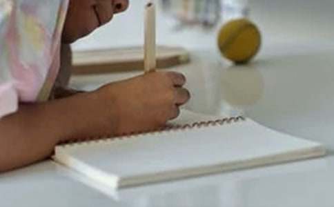 �����ϣ����L�Y�x����